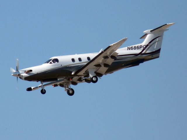 Pilatus PC-12 (N686PC) - May 4, 2009