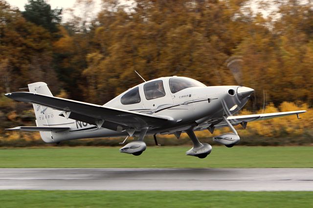 Cirrus SR-22 (N854BC)