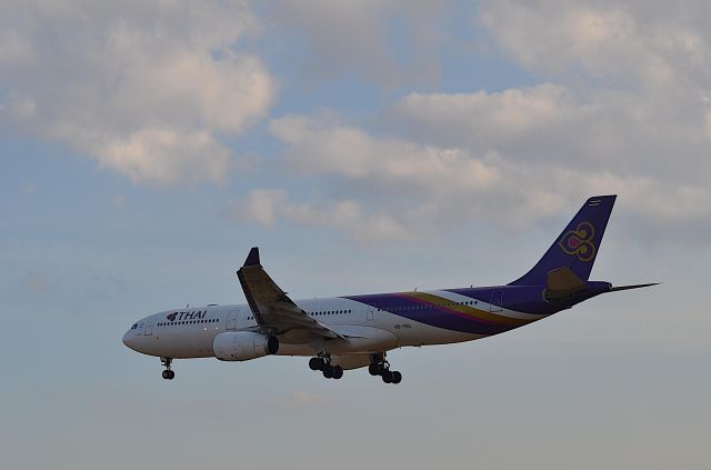 Airbus A330-300 (HS-TEU) - I take a picture on Mar 4, 2017.