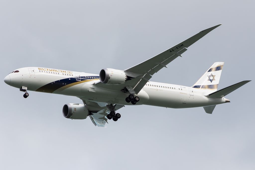 Boeing 787-9 Dreamliner (4X-EDM)