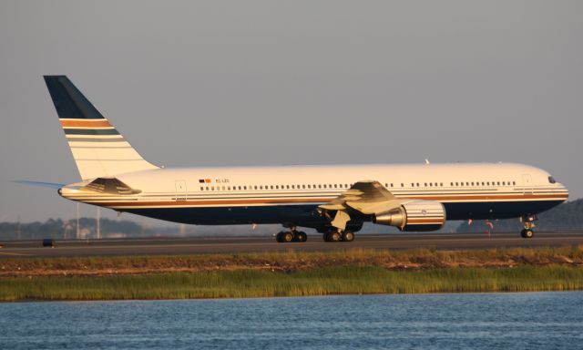 BOEING 767-300 (EC-LZO) - Operating for SATA Azores from Lisbon