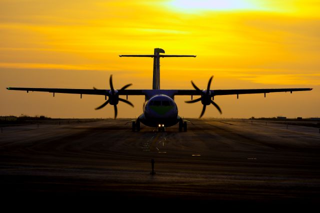 Aerospatiale ATR-72-600 (EC-MMM) - Tenerife Norte - Los Rodeos (TFN / GCXO) - Spainbr /br /Photo taken: February 3, 2024br /br /Operator: Binter Canariasbr /Type: ATR 72-600br /Registration: EC-MMMbr /Serial: 1337br / br /Category: Civil Aircraft - Airlinerbr /Marked as: Dawn/dusk/night