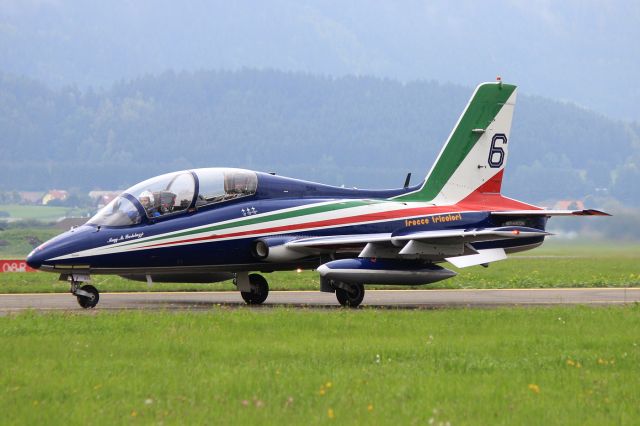 AERMACCHI MB-339 (APJ55052)