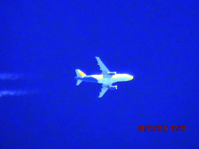 Airbus A319 (N308NV)