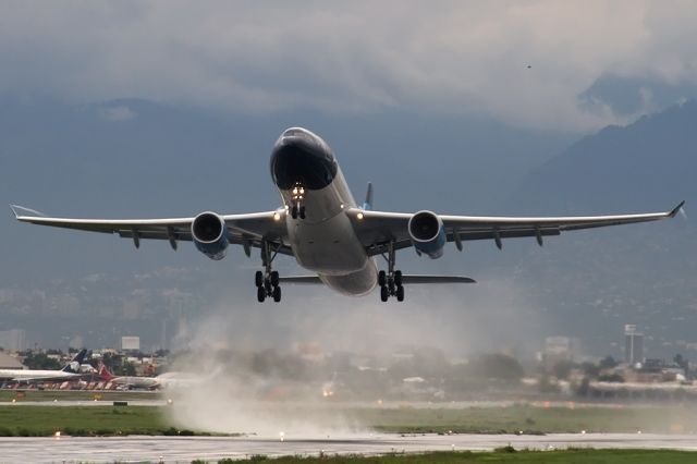 Airbus A330-200 (XA-MXQ) - Remember Mexicana de Aviación!