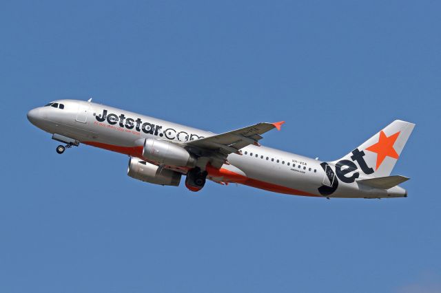 Airbus A320 (VH-VGA)