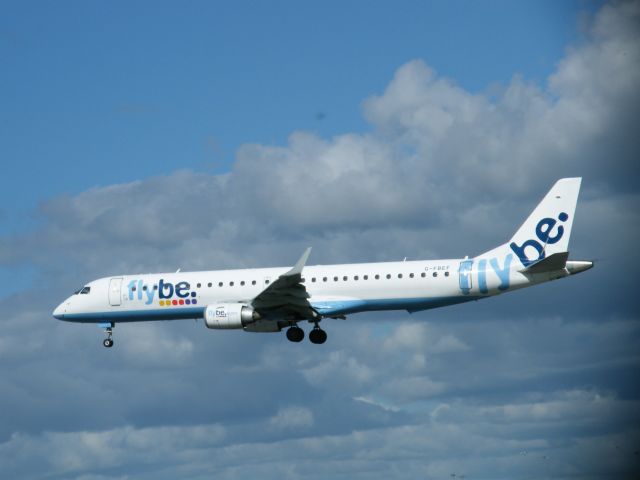 de Havilland Dash 8-400 (G-FBEF) - G FBEF ARR EIDW 14/09/13