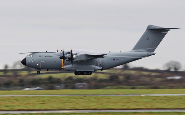 AIRBUS A-400M Atlas (ZM400) - raf a400m zm400 about to land at shannon on a fuel stop 17/1/17.