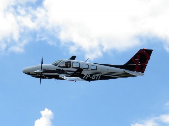 Beechcraft Baron (58) (ZP-BTI)