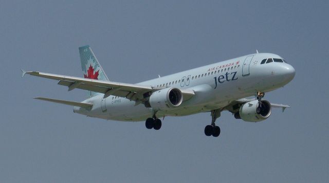 Airbus A320 (C-FPWE) - Charter arrival for the Toronto Blue Jays.