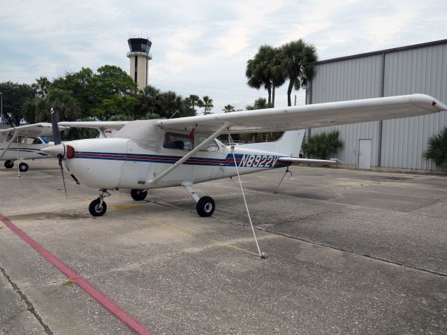 Cessna Cutlass RG (N8922V)