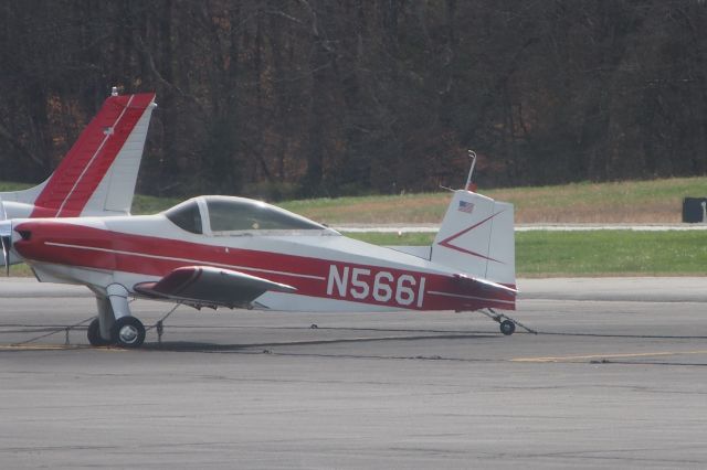 Cessna Skyhawk (N5661)