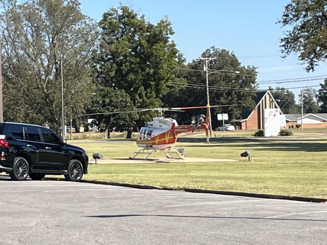 Bell 407 (N611PA) - Pafford Air One Echo arrives at Bolivar Medical Center to pick up a patient 