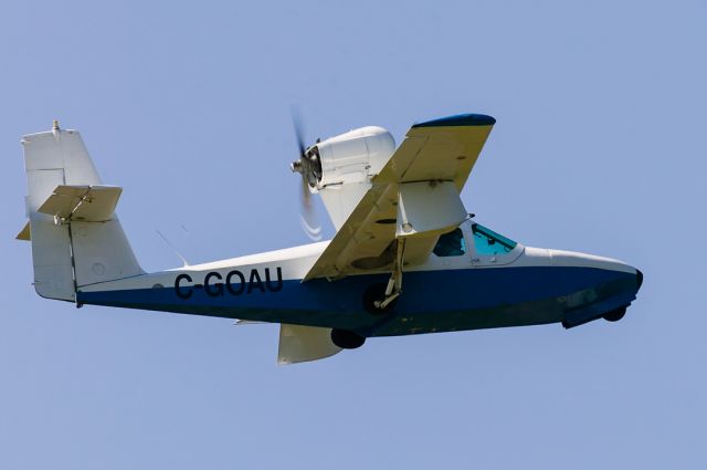 LAKE LA-200 (C-GOAU) - This Buccaneer was out doing circuits today.