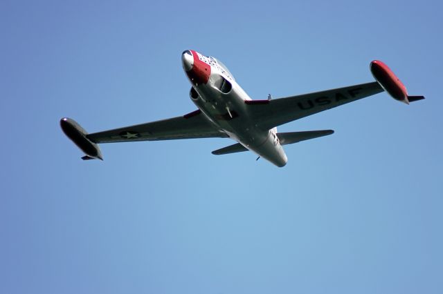 — — - T-33 Low Pass at EAA 2010