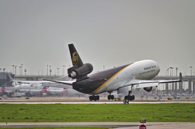 Boeing MD-11 —