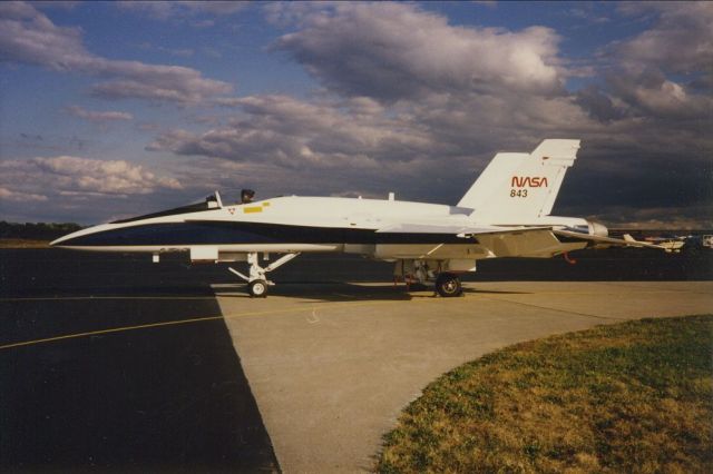 McDonnell Douglas FA-18 Hornet (N843NA)