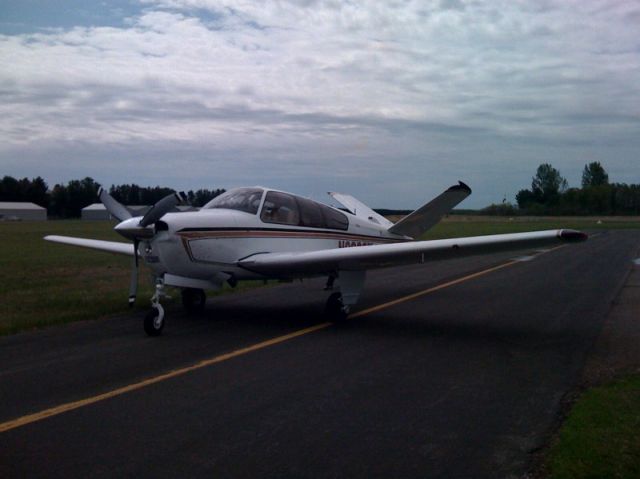 Beechcraft Bonanza (36) (N2092W)