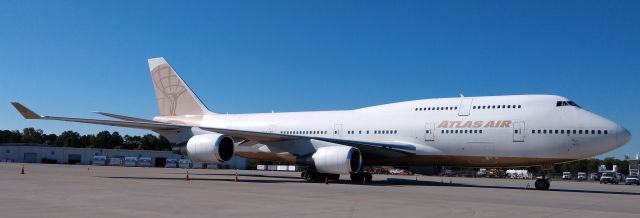 Boeing 747-400 (N263SG) - Brought the Baltimore Ravens down to CLT to play the Carolina Panthersbr /br /10/28/18