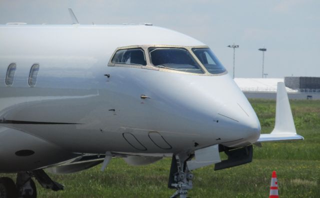 Bombardier Challenger 300 (N610CG) - *****SELECT FULL FOR HD*****