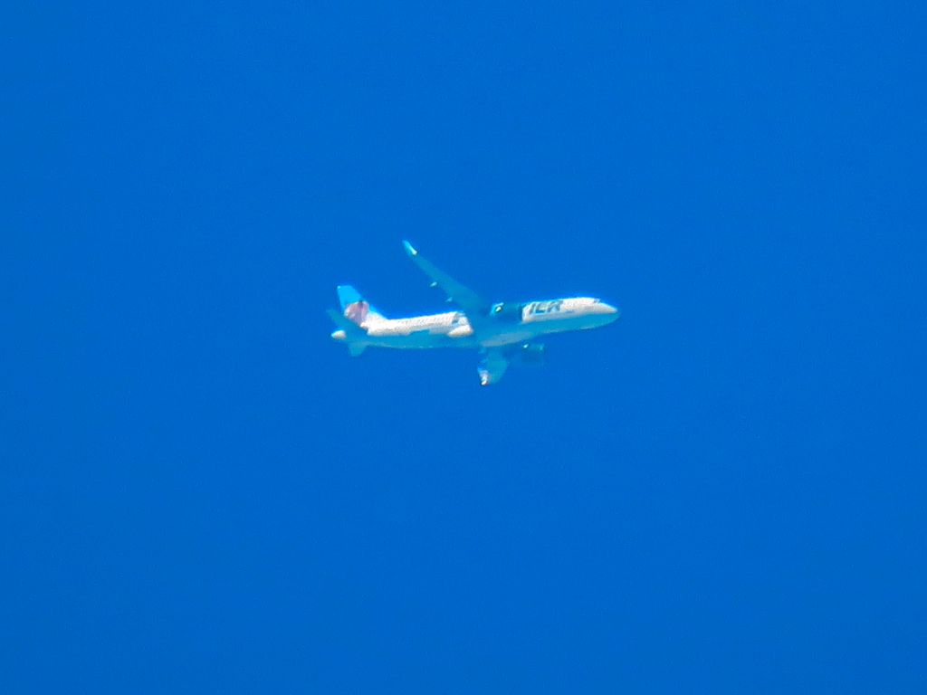 Airbus A320neo (N330FR)