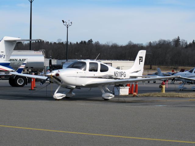 Cirrus SR-20 (N511PG)