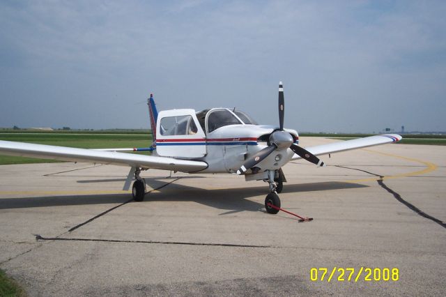 Piper Cherokee (N1073X)