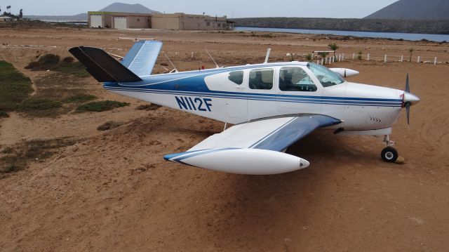 Beechcraft 35 Bonanza (N112F)