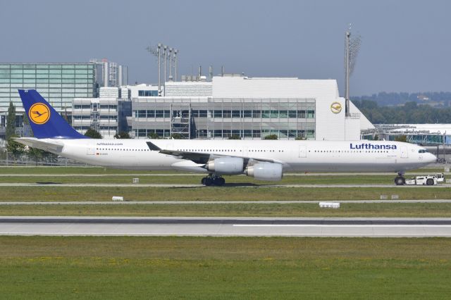 Airbus A340-600 (D-AIHY)