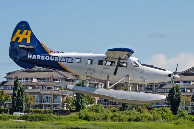 De Havilland Canada DHC-3 Otter (C-GLCP)