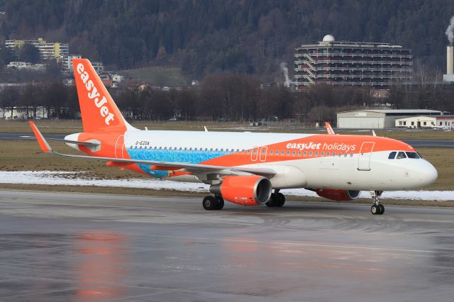 Airbus A320 (G-EZOA)