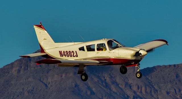 Piper Cherokee Arrow (N4802J) - N4802J 1968 Piper PA-28R-180 Cherokee Arrow s/n 28R-30603 - North Las Vegas Airport  KVGT, VGTbr /Photo: Tomás Del Corobr /February 5, 2022