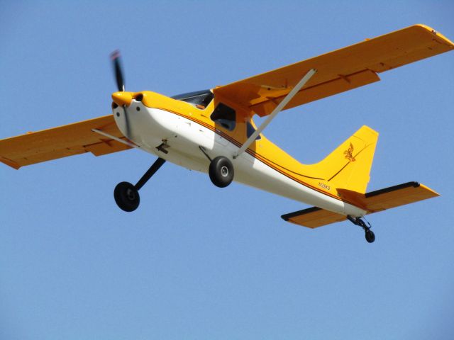 STODDARD-HAMILTON Glasair (N126KB) - Taking off RWY 24