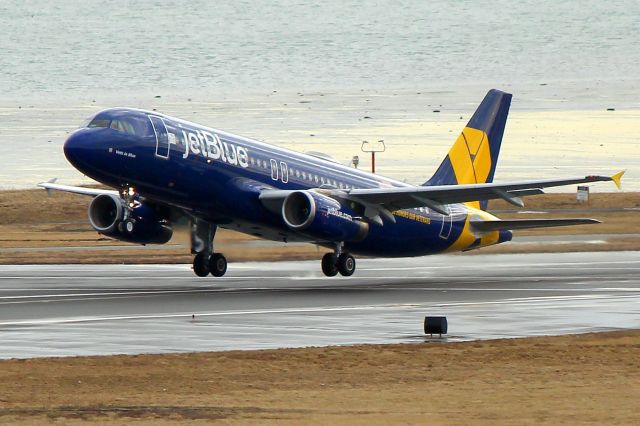 Airbus A320 (N775JB) - Vets in Blue departing off of 33L