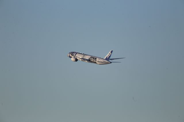 Boeing 787-9 Dreamliner (JA873A)