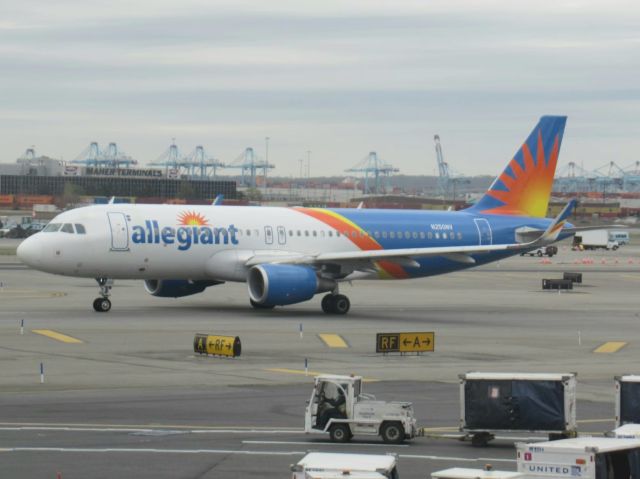 Airbus A320 (N250NV)
