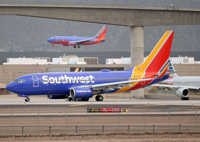 Boeing 737-700 (N7719A)