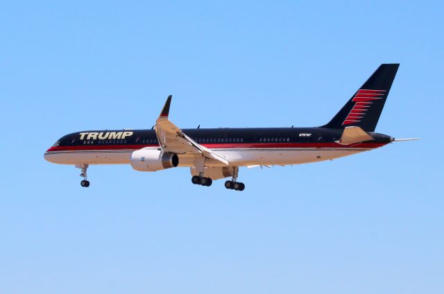 Boeing 757-200 (N757AF) - KRDD - Boeing 757 on the go a round at Redding, CA - Donald Trumps 757 performed a runway heading fly-by going straight down the runway 300ft off the deck and made a left turn and returned for a landing and then a speech at the airport in 105 degree weather! 1st photo of the Trump 757 at Redding.