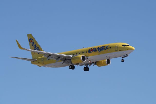 Boeing 737-800 (C-GDGZ) - Arriving mid-afternoon at YUL