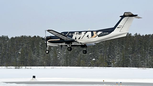 Beechcraft Super King Air 200 (C-GCVS) - MAX210