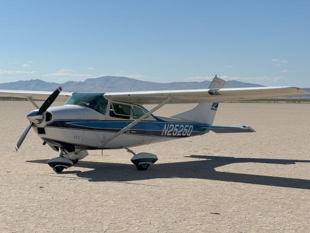 Cessna Skylane (N2525Q) - Dead Cow - Lakebed Airstrip, Nevada
