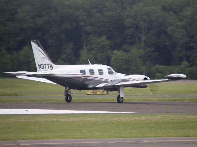 Piper Cheyenne (RLI37) - 20 June 2015