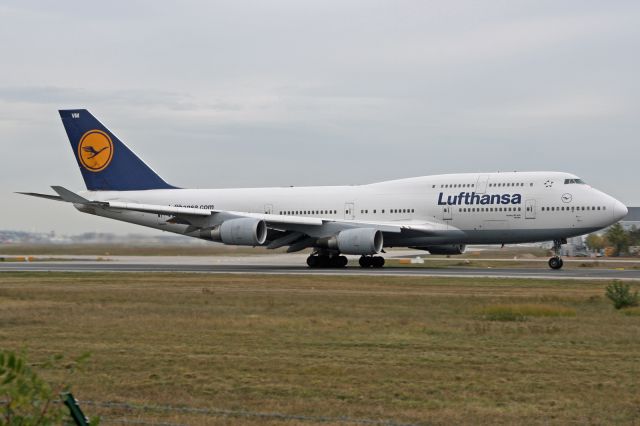 Boeing 747-400 (D-ABVM)