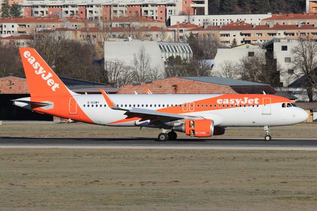 Airbus A320 (G-EZWY)