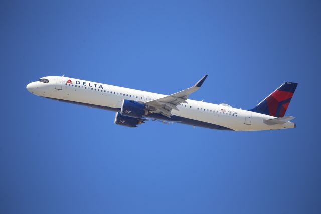 Airbus A321neo (N520DE)