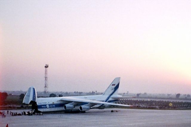 Antonov An-124 Ruslan —