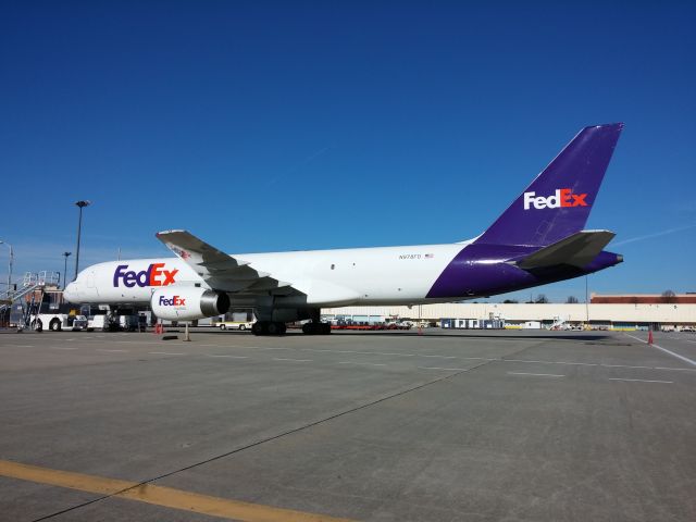 Boeing 757-200 (N978FD)