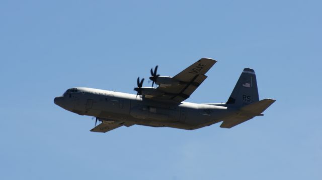 Lockheed C-130 Hercules —