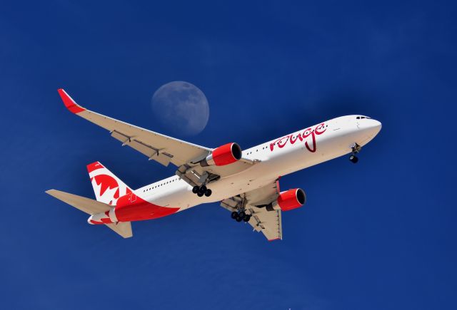 BOEING 767-400 (UNKNOWN) - Air Canada approaches Las Vegas McCarran Runway 01R