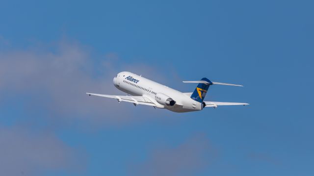 Fokker 100 (VH-UQA)